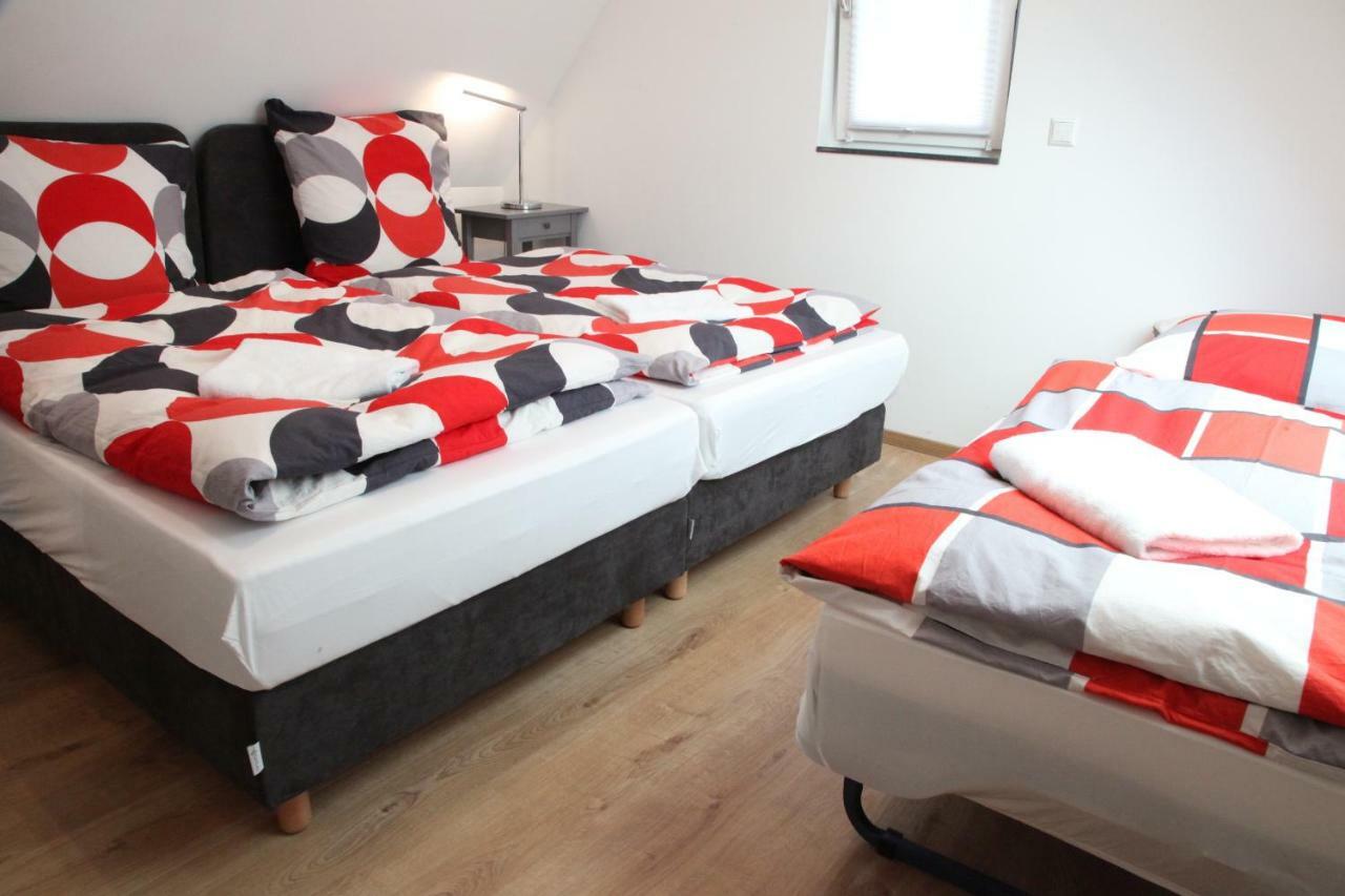 Schwaben Apartment Oberboihingen Ngoại thất bức ảnh